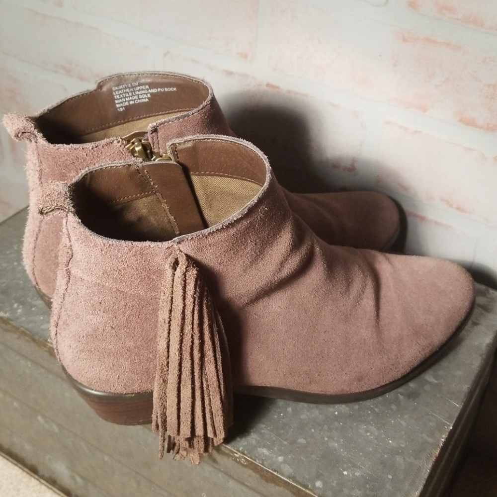 Steve Madden 8.5 Fringe Booties - Picture 6 of 8